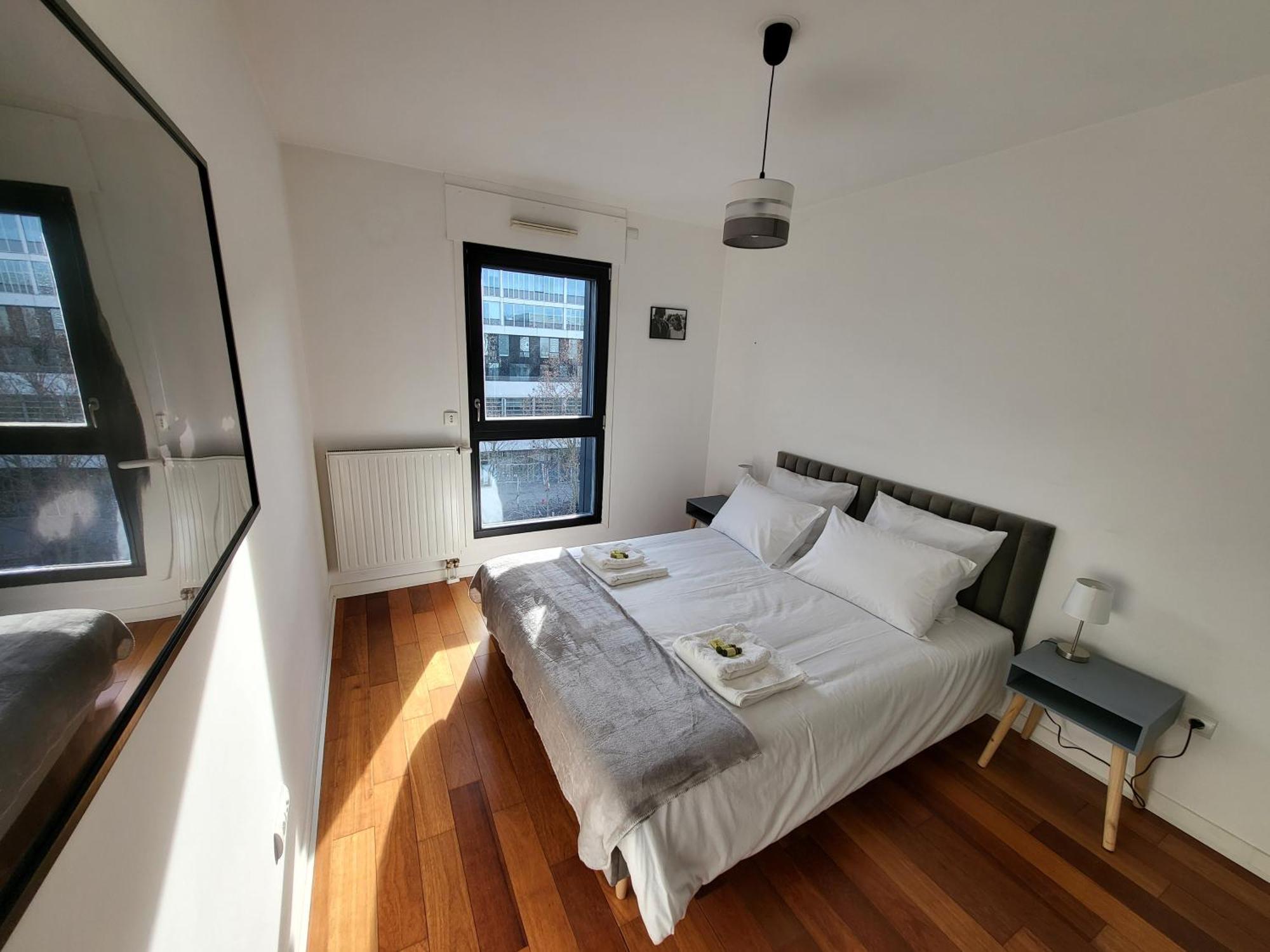 Paris Montmartre Chic Apartment Exterior photo